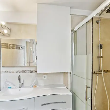 704 Tamar - Superbe A Apartment Paris